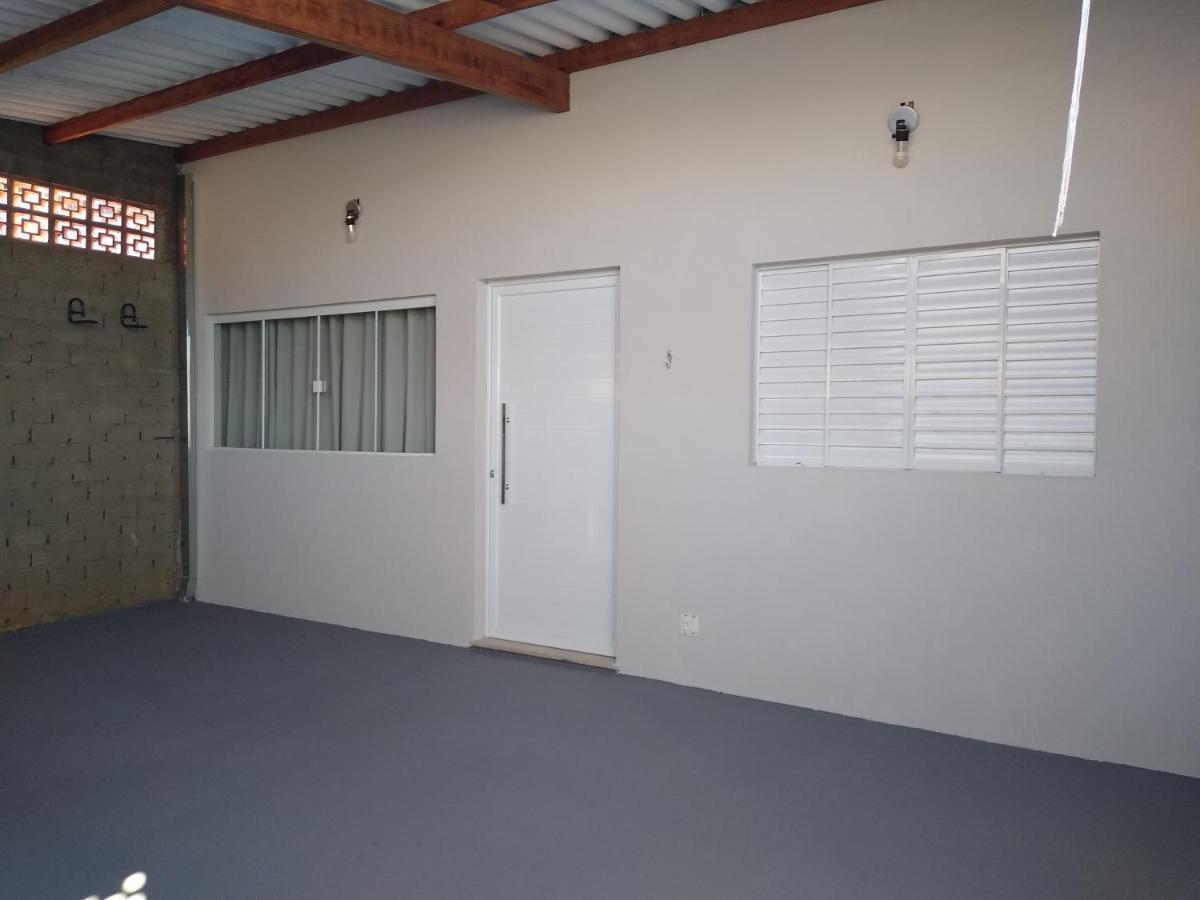 Casa Inteira, Grande Suite, Dois Chuveiros, Sala ,Cozinha E Garagem Privativa Total Conforto, Melhor Que Hotel! ボトゥカトゥ エクステリア 写真